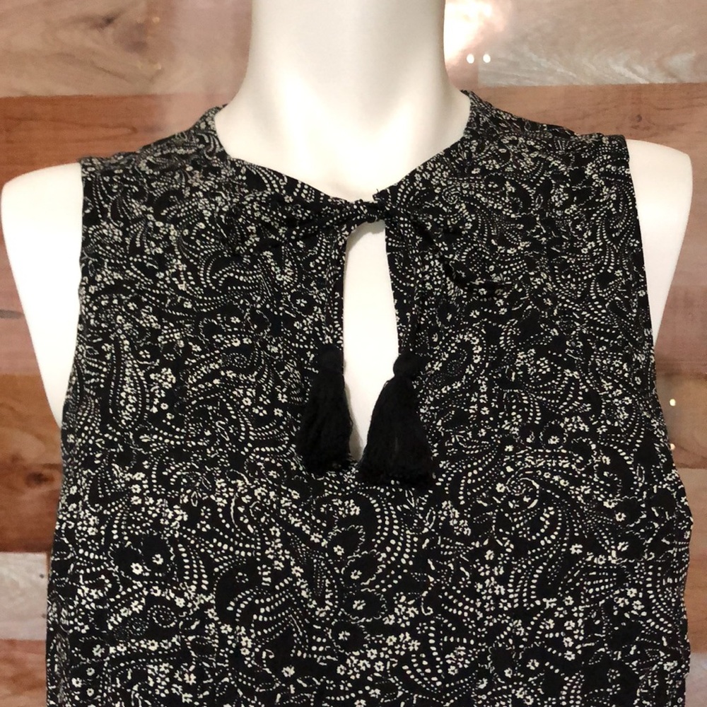 Old Navy paisley dress - Picture 4 of 11